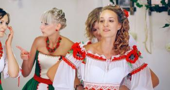 Девичник перед свадьбой: традиции и современность Русские девишник перед свадьбой